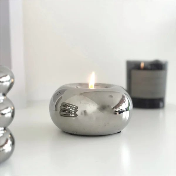 Circular Silvery Candle Holder - Image 5